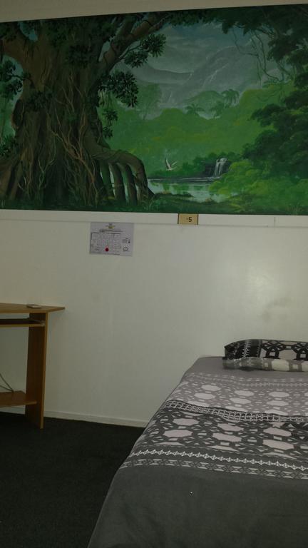 Gecko'S Rest Budget Accommodation & Backpackers Mackay Bilik gambar